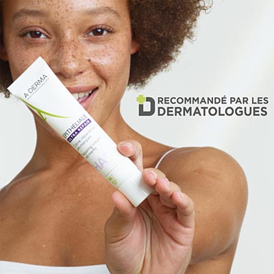 Application Crème Réparatrice Anti Marques Epitheliale Ultra Repair